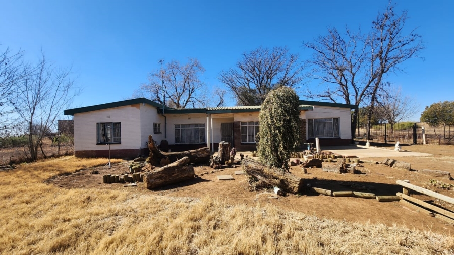 3 Bedroom Property for Sale in Potchefstroom Rural North West